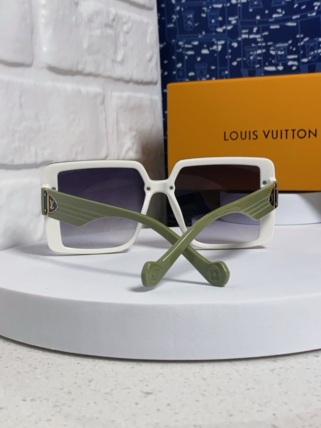Louis Vuitton Polarized Oversized Silver Lens Sunglasses for Women - detail image 3