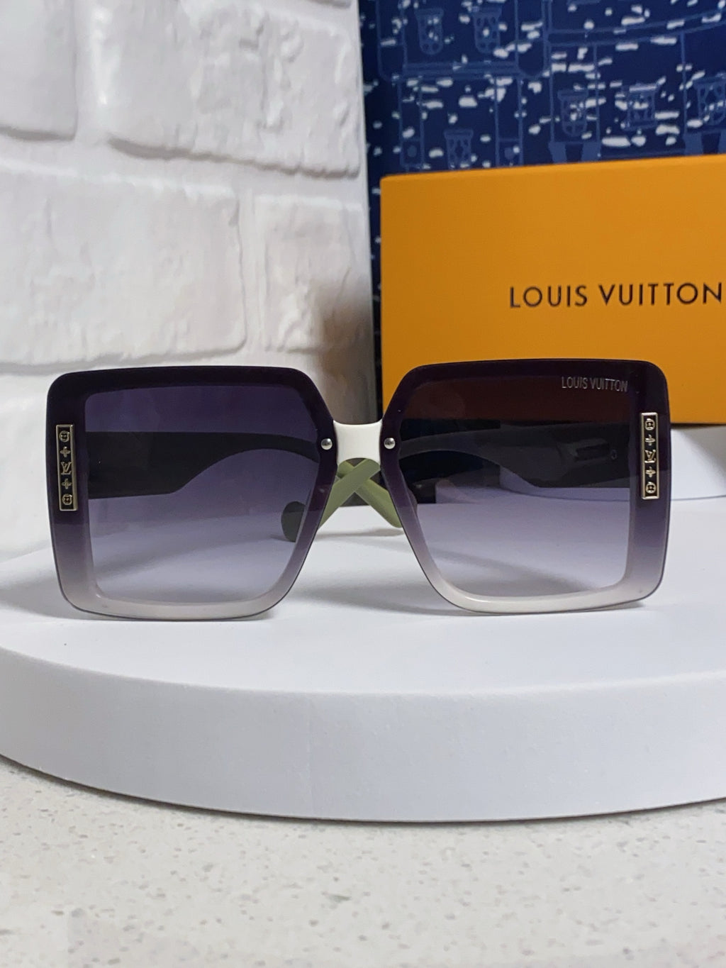 Louis Vuitton Polarized Oversized Silver Lens Sunglasses for Women - detail image 2