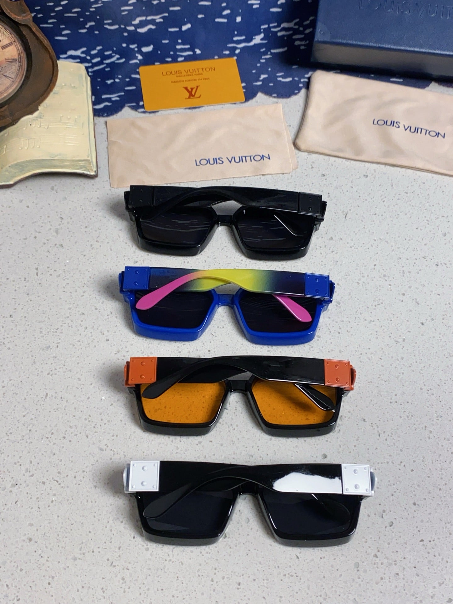 Louis Vuitton M96006 Square Silver Lens Sunglasses for Men & Women - 158161 - detail image 11