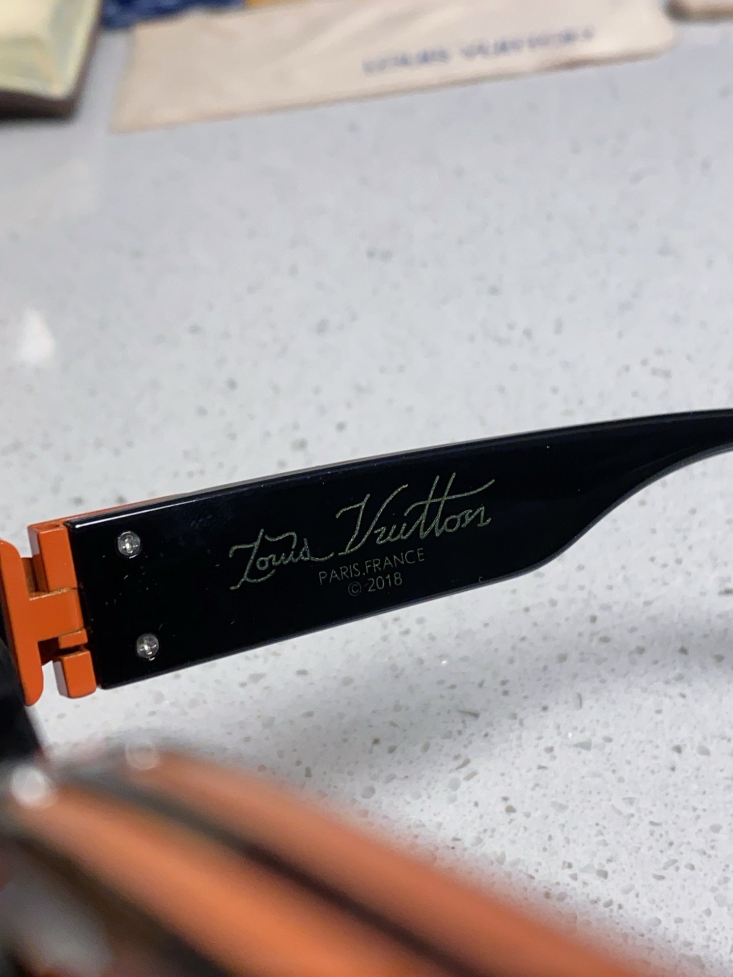 Louis Vuitton M96006 Square Orange Lens Sunglasses for Men & Women - detail image 8