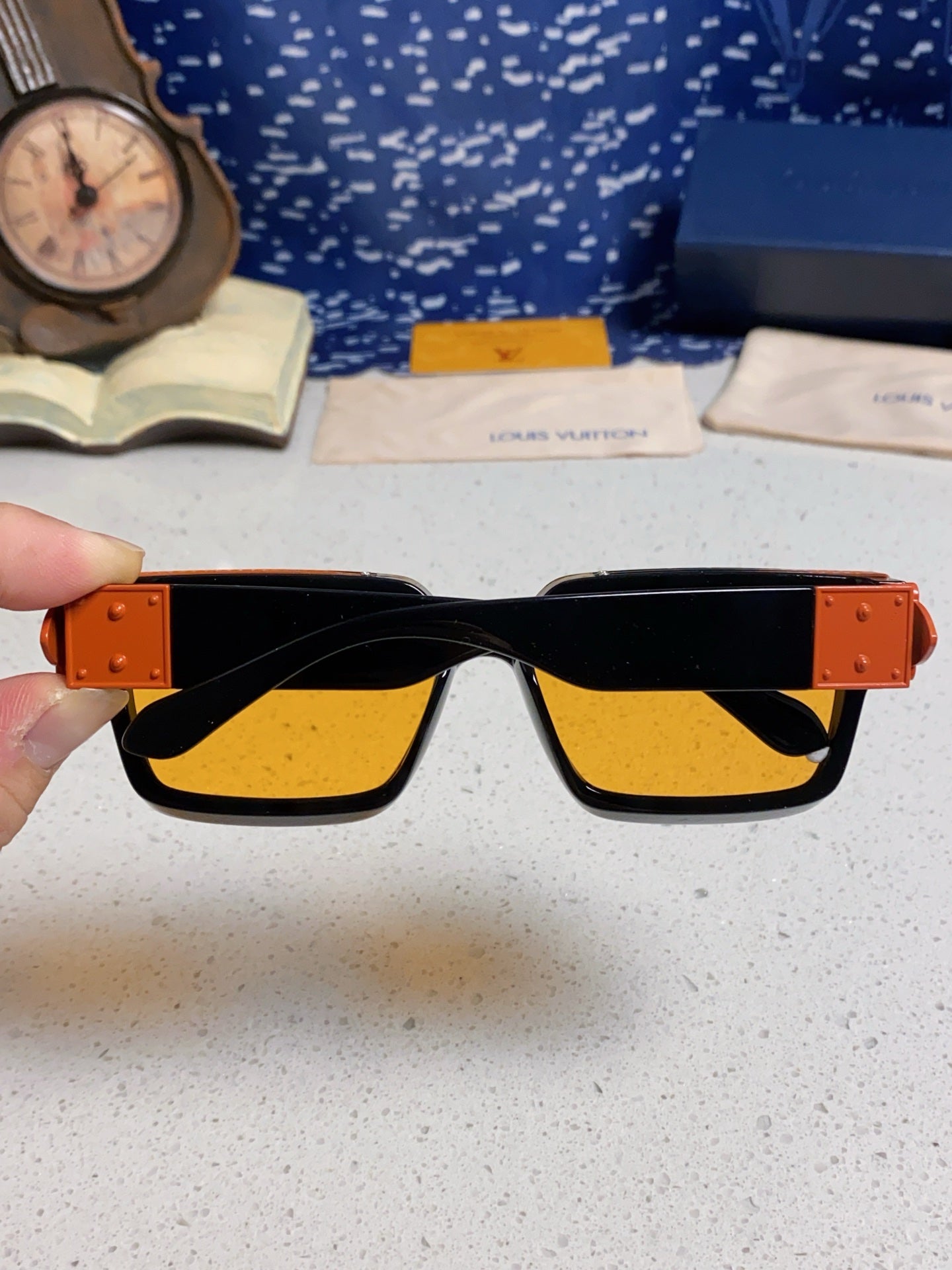 Louis Vuitton M96006 Square Orange Lens Sunglasses for Men & Women - detail image 5