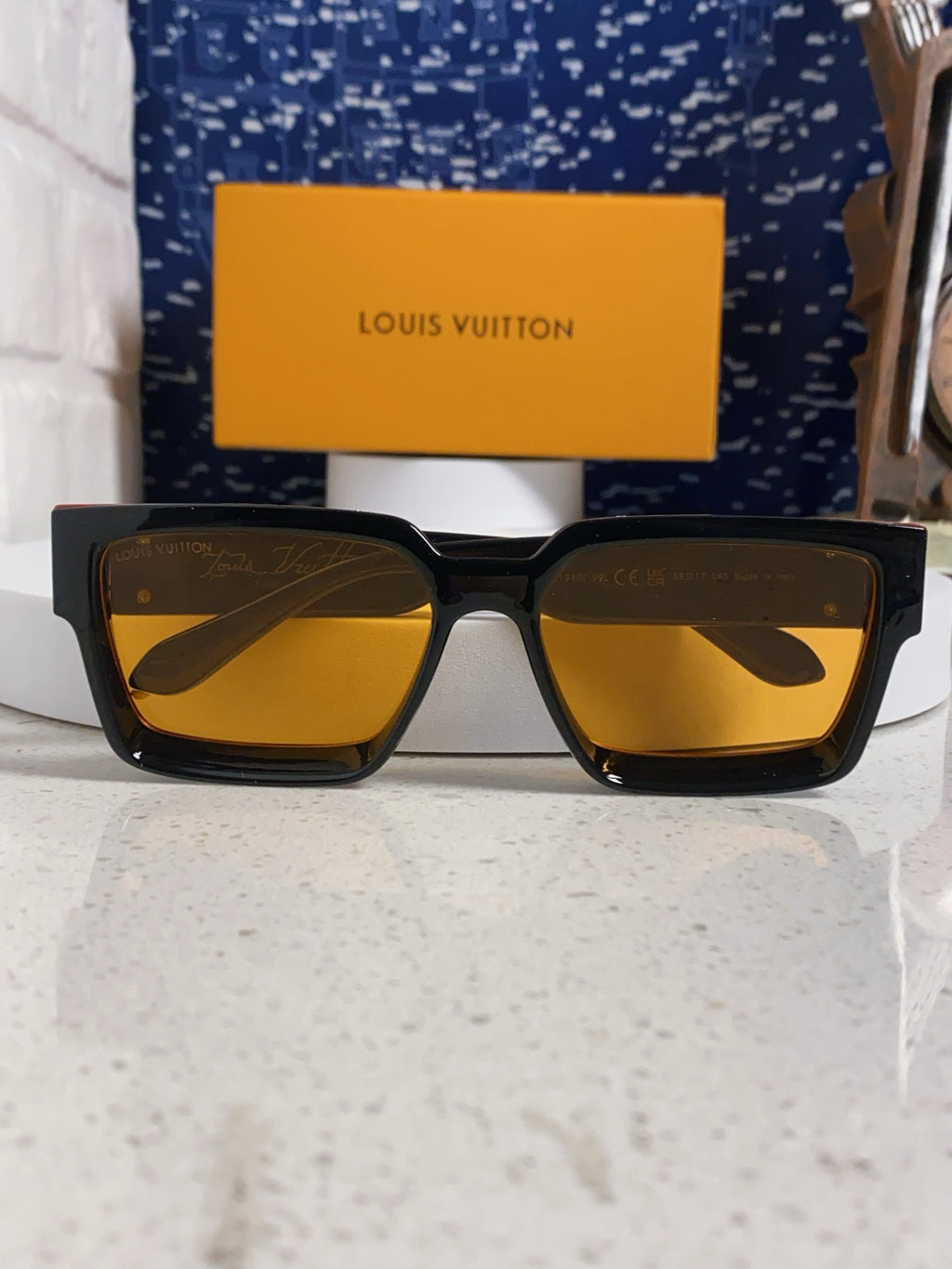 Louis Vuitton M96006 Square Orange Lens Sunglasses for Men & Women - detail image 9