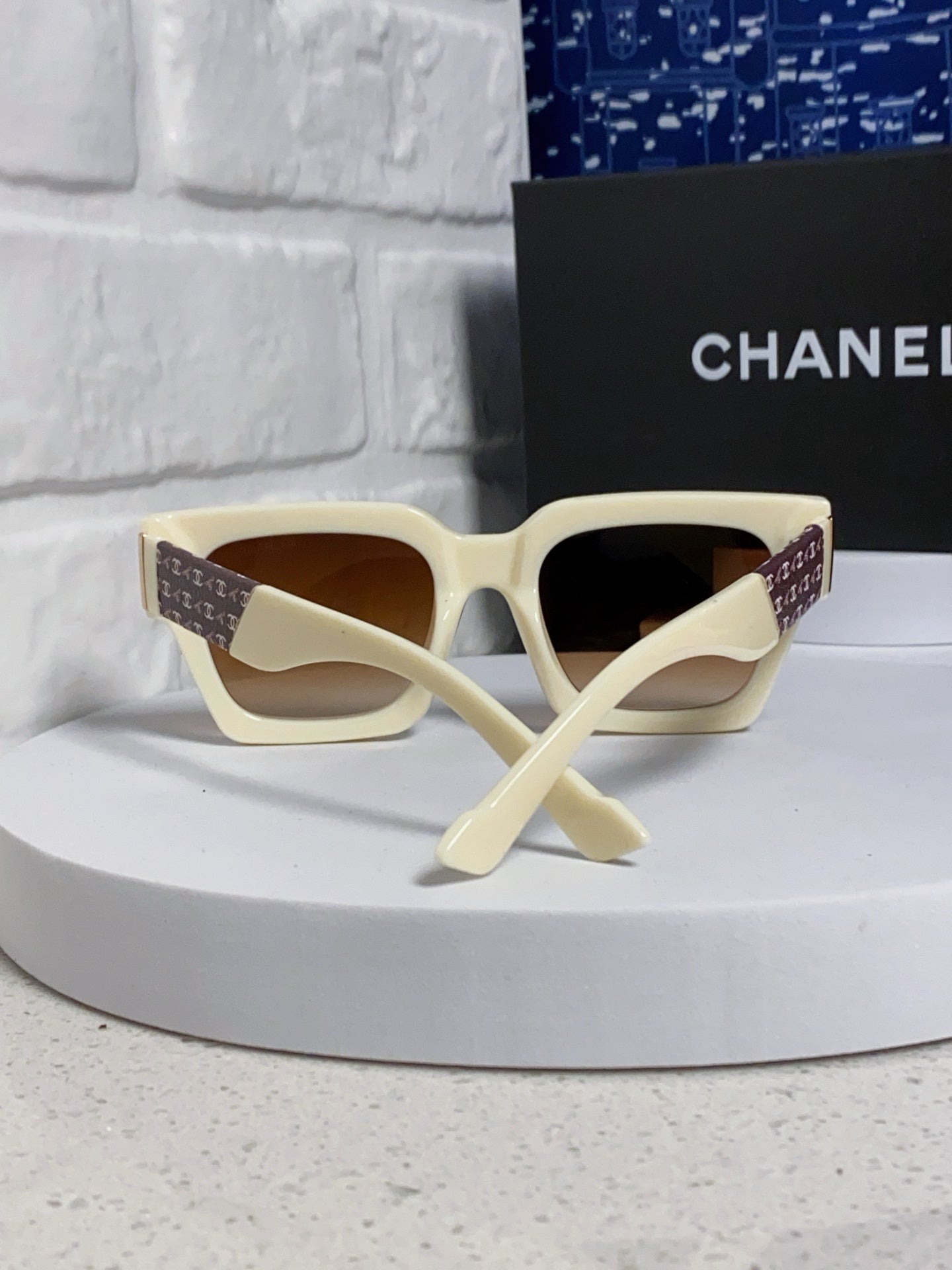 Chanel Polarized Square Brown Lens Sunglasses for Women - 158343 - detail image 3
