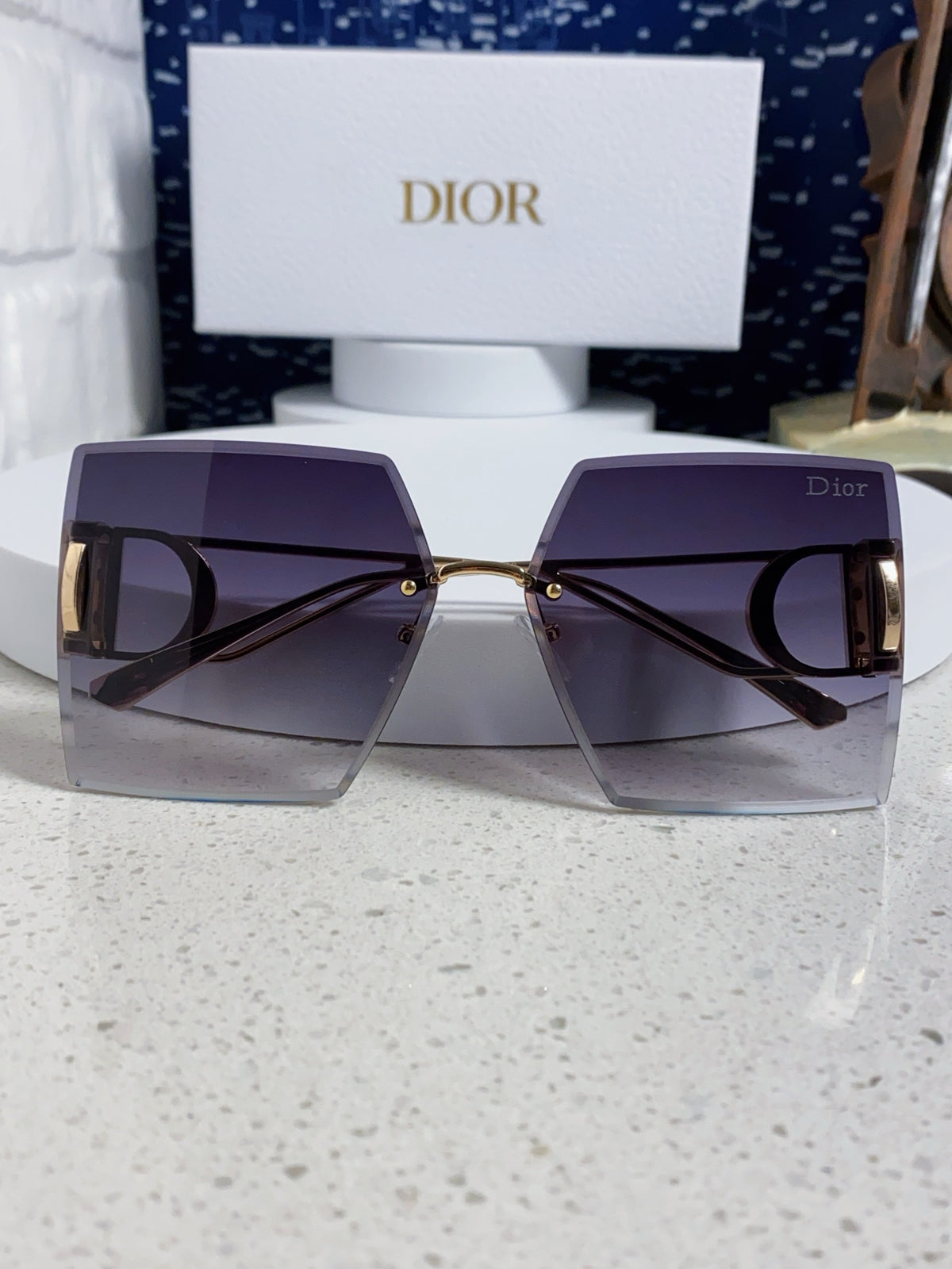Dior 30MONTAIGNE Lightweight Rimless Gray Lens Sunglasses for Men & Women - detail image 9