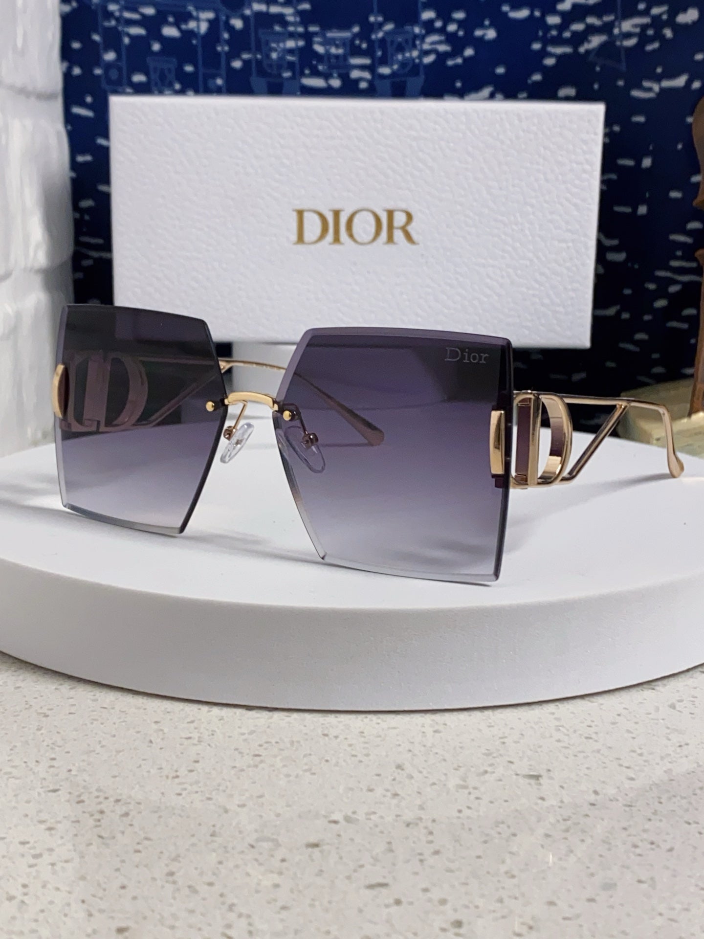 Dior 30MONTAIGNE Lightweight Rimless Gray Lens Sunglasses for Men & Women