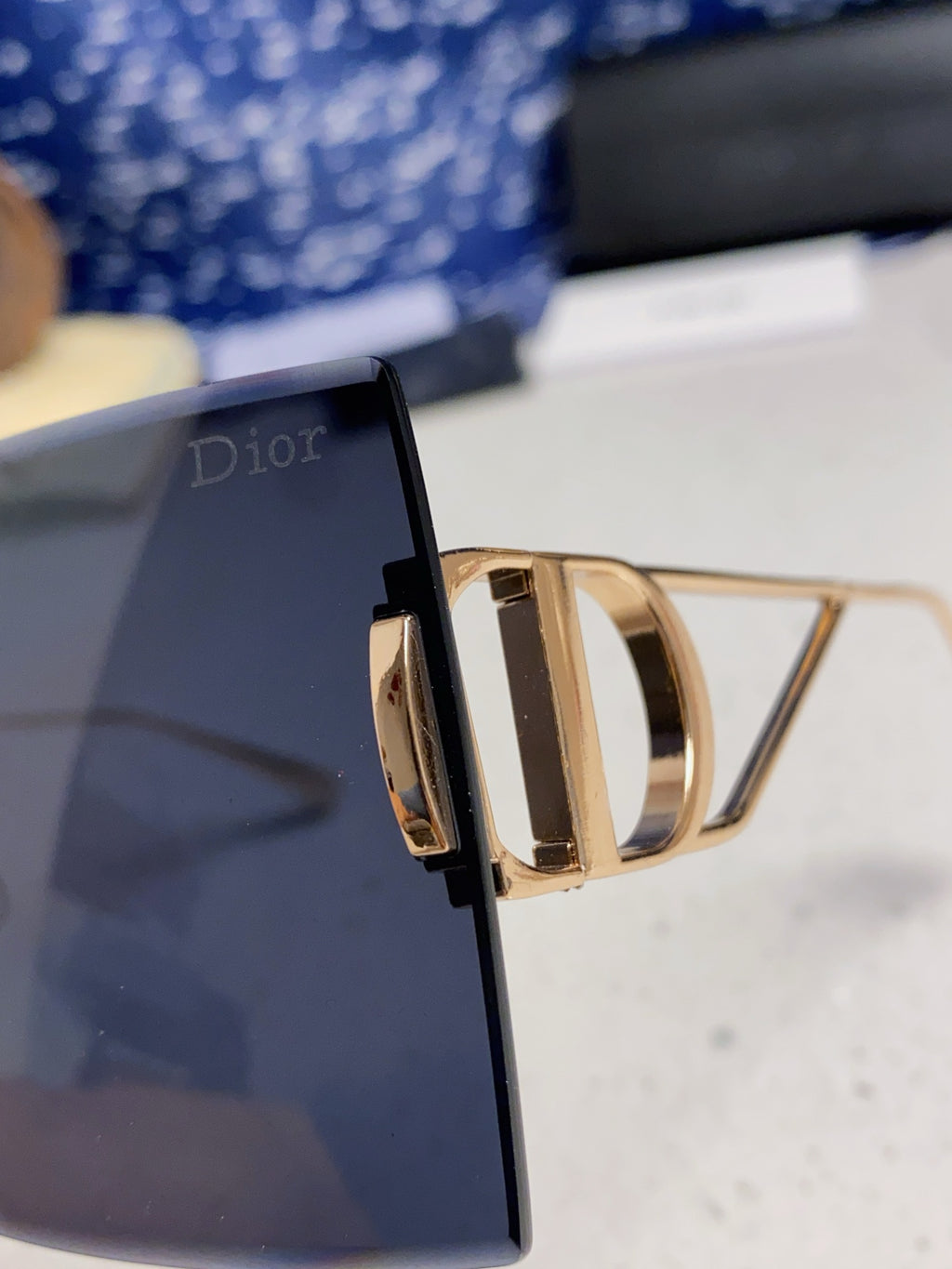 Dior 30MONTAIGNE Lightweight Rimless Blue Lens Sunglasses for Men & W - 415362 - detail image 7