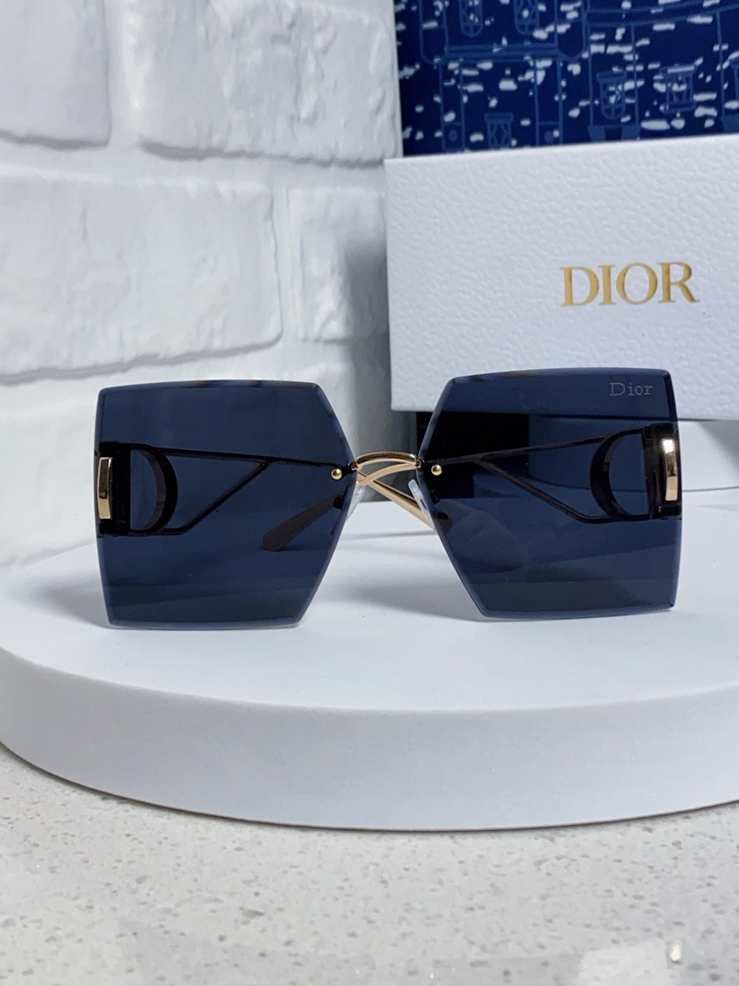 Dior 30MONTAIGNE Lightweight Rimless Blue Lens Sunglasses for Men & Women - detail image 2