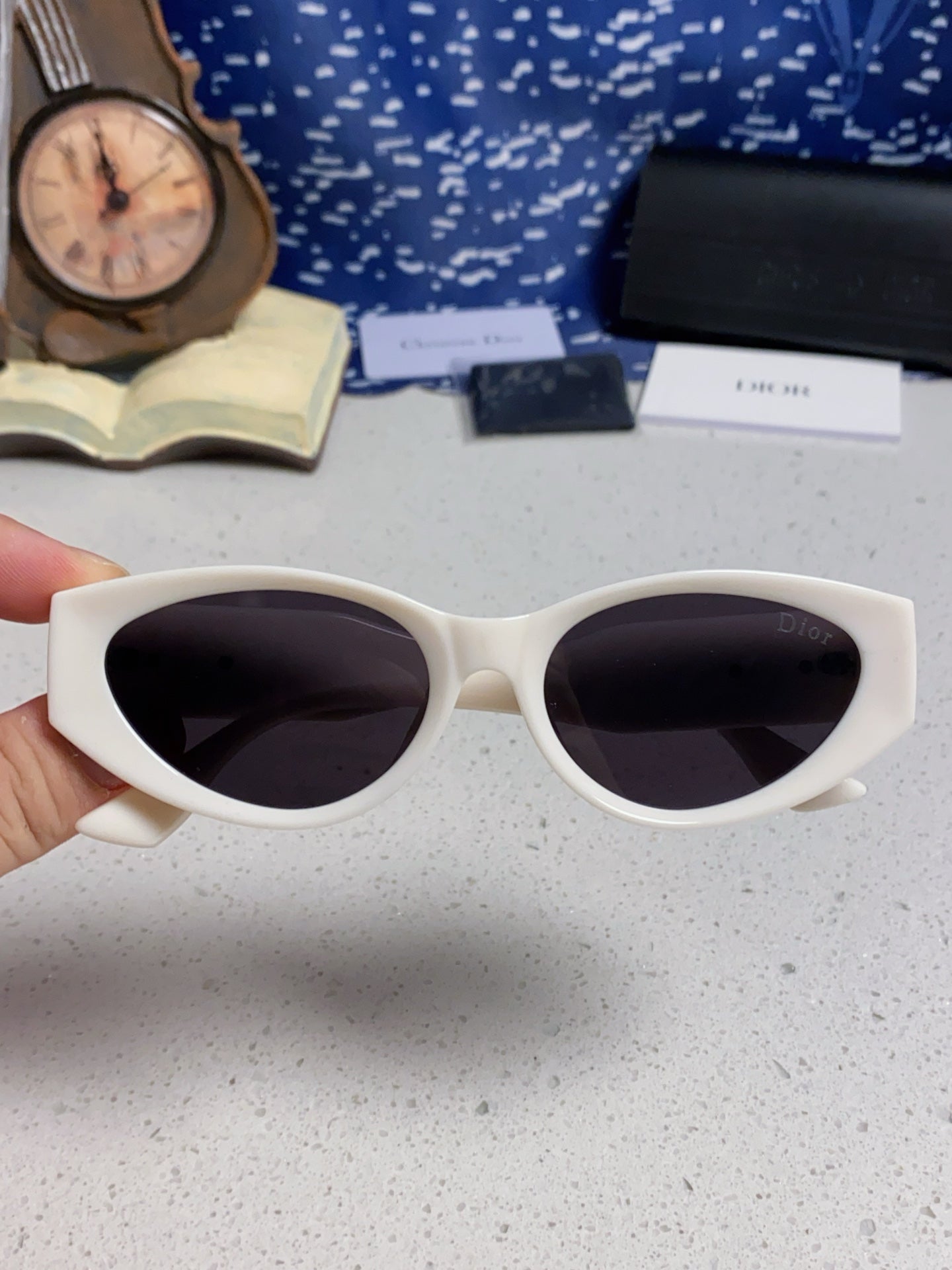 Dior Polarized Fashion Silver Lens Sunglasses for Women - 867129 - detail image 4
