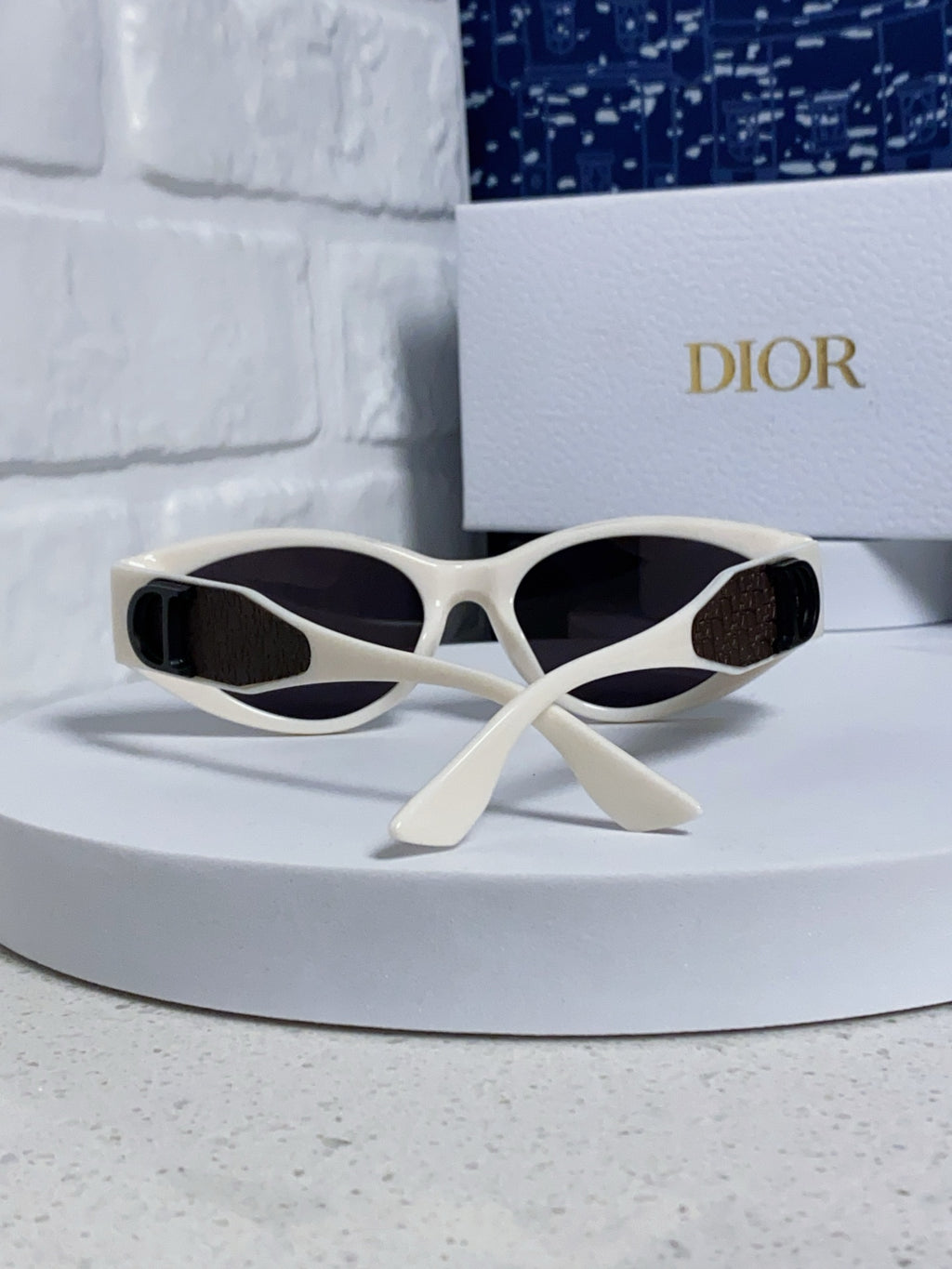 Dior Polarized Fashion Silver Lens Sunglasses for Women - 867129 - detail image 3