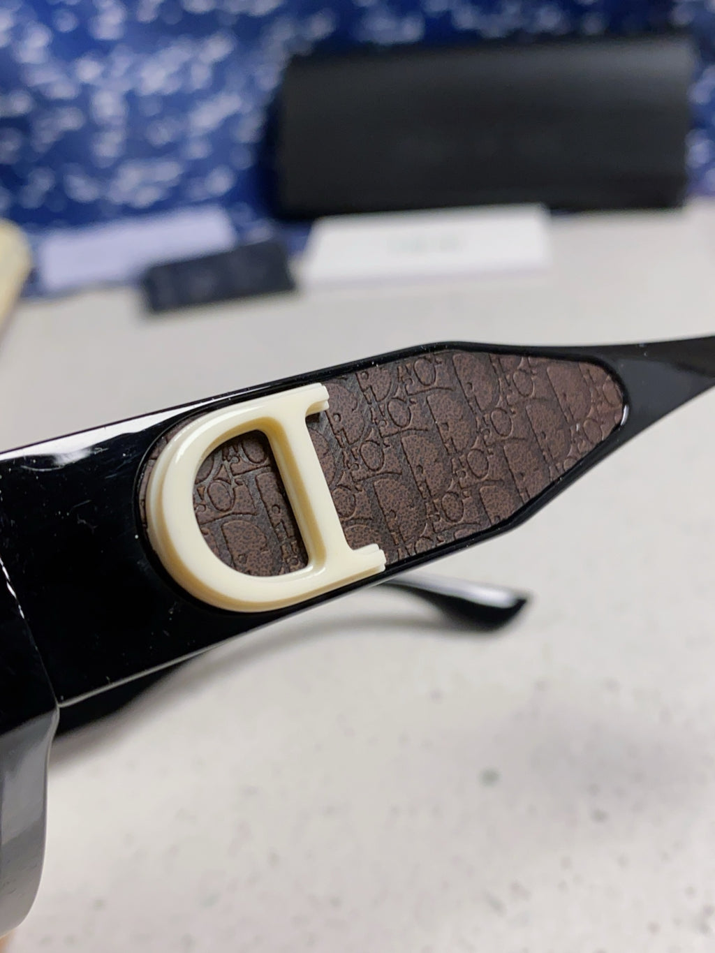 Dior Polarized Fashion Black Lens Sunglasses for Women - 415466 - detail image 7