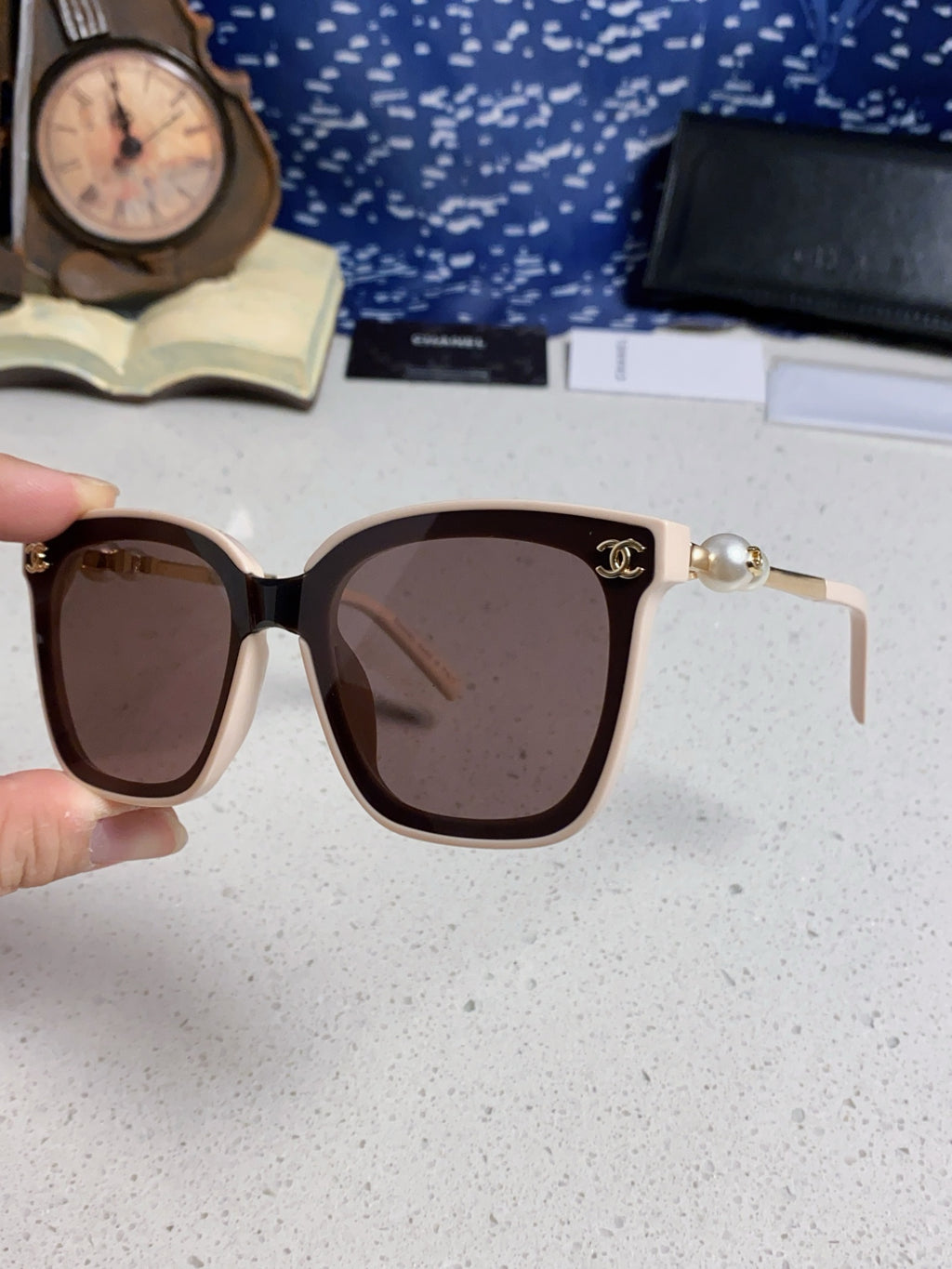 Chanel Fashion Silver Lens Sunglasses for Women - 867083 - detail image 6