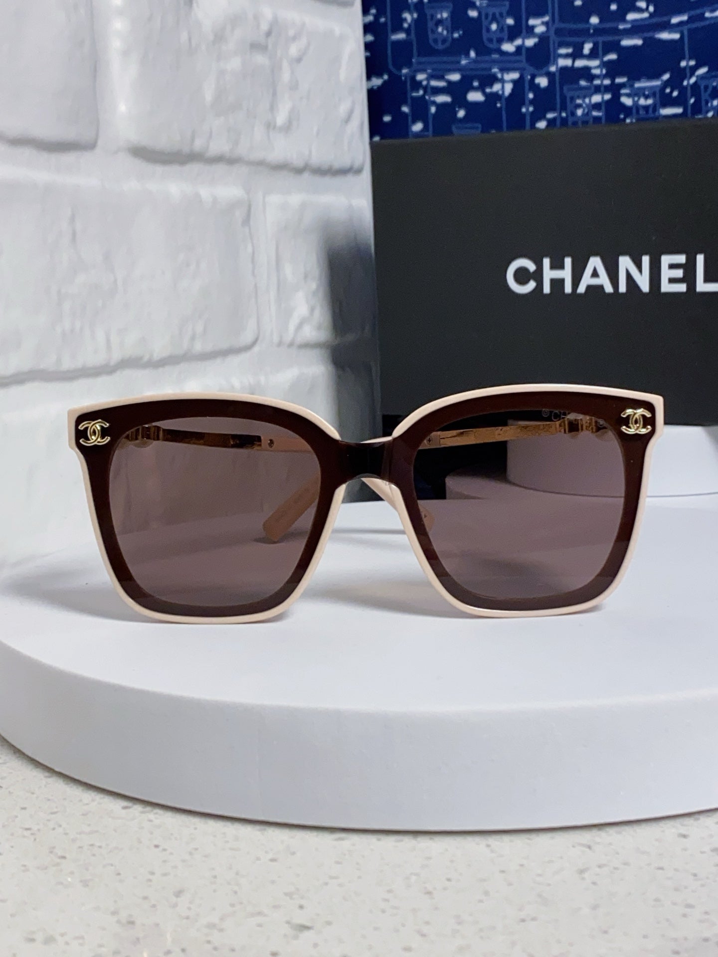 Chanel Fashion Silver Lens Sunglasses for Women - 431665 - detail image 2