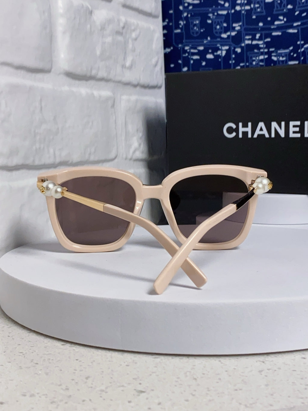 Chanel Fashion Silver Lens Sunglasses for Women - 431665 - detail image 3