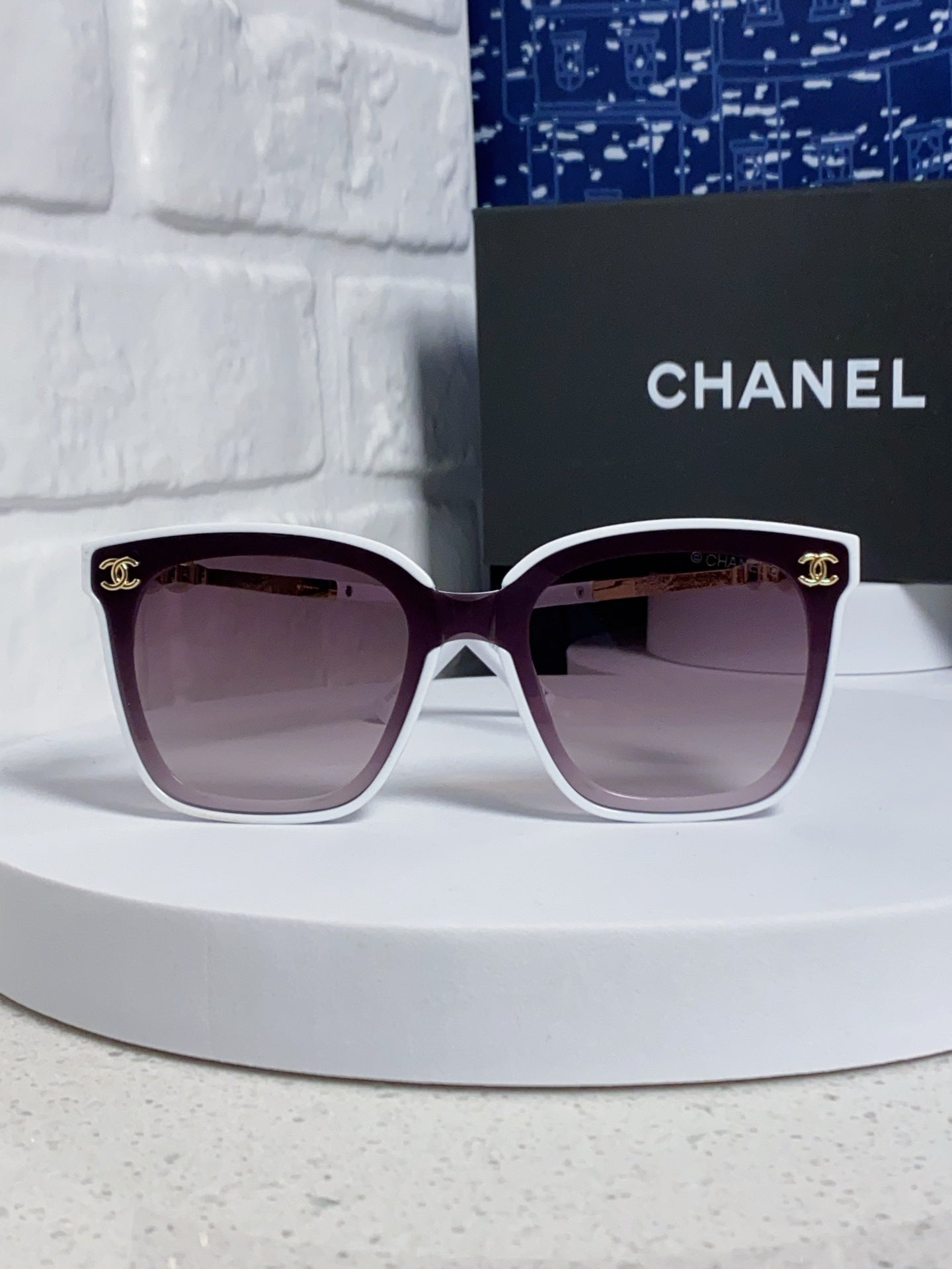 Chanel Fashion Silver Lens Sunglasses for Women - 867084 - detail image 2
