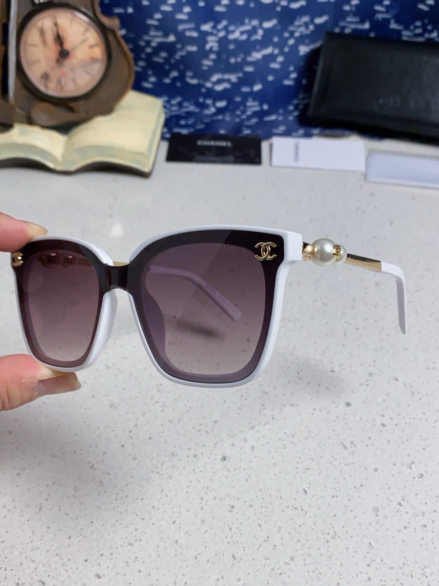 Chanel Fashion Silver Lens Sunglasses for Women - 867084 - detail image 6