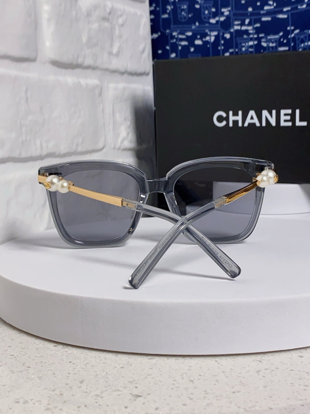 Chanel Fashion Silver Lens Sunglasses for Women - 867085 - detail image 3