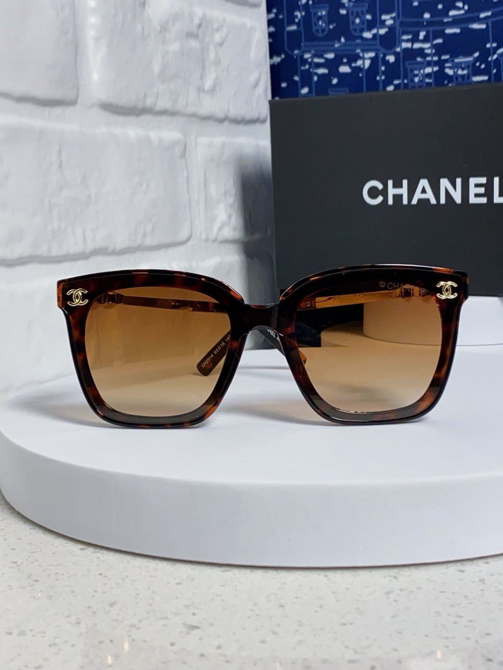 Chanel Fashion Gold Lens Sunglasses for Women - 867086 - detail image 2