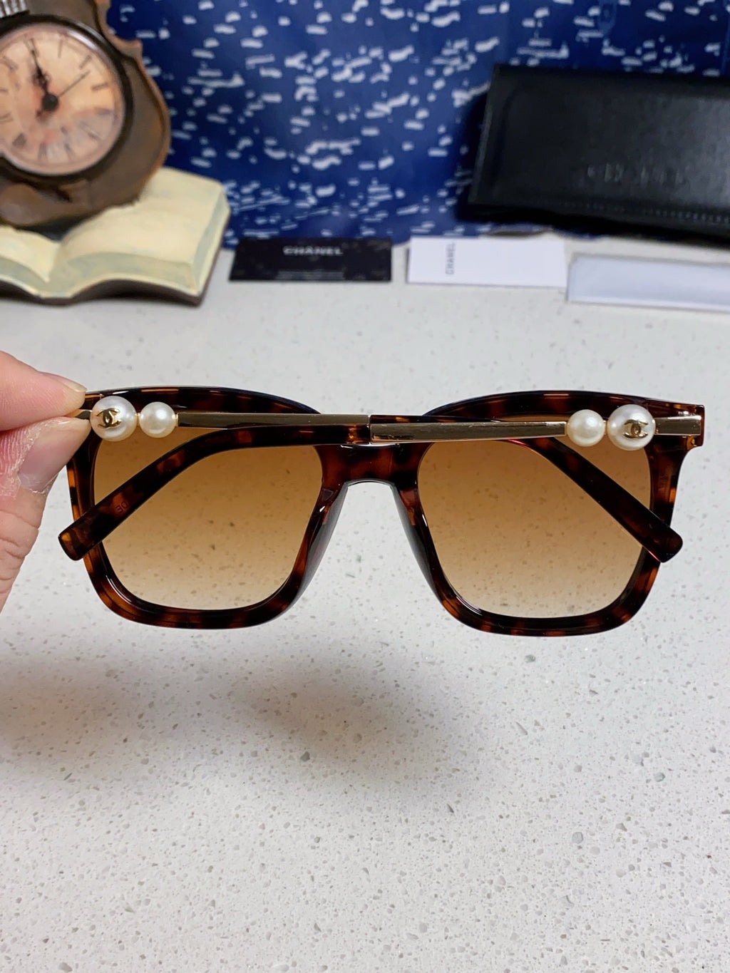 Chanel Fashion Gold Lens Sunglasses for Women - 867086 - detail image 5