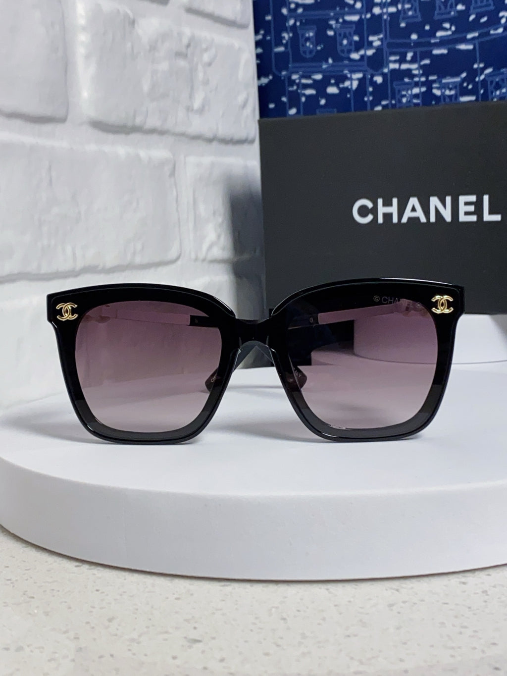 Chanel Fashion Silver Lens Sunglasses for Women - 867087 - detail image 2