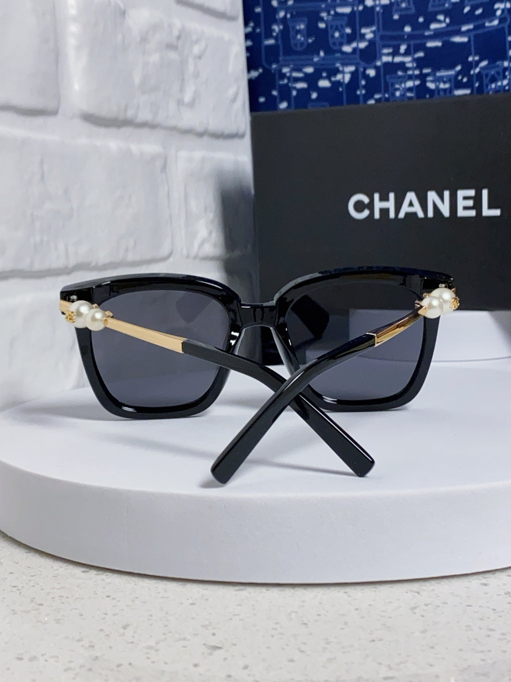 Chanel Fashion Gray Lens Sunglasses for Women - 867088 - detail image 3
