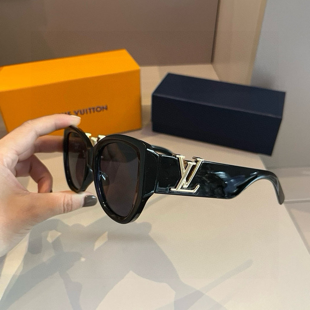 Louis Vuitton Fashion Gold Lens Sunglasses for Men & Women - 381889 - detail image 4