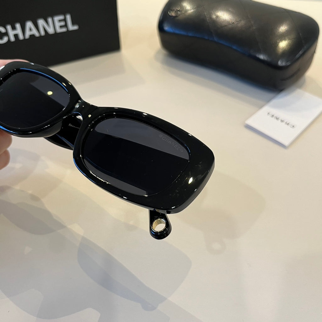 Chanel Oversized Black Lens Sunglasses for Men & Women - 382183 - detail image 5