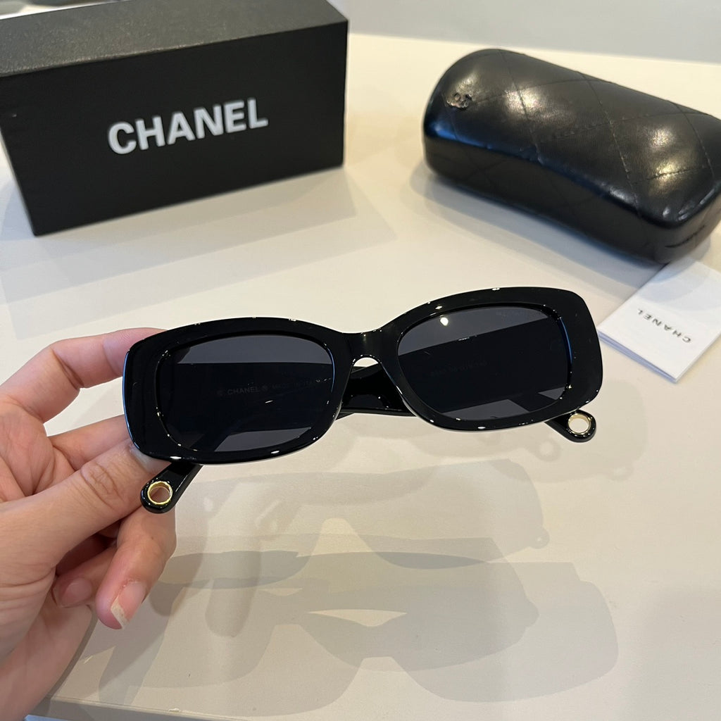 Chanel Oversized Black Lens Sunglasses for Men & Women - 382183 - detail image 4