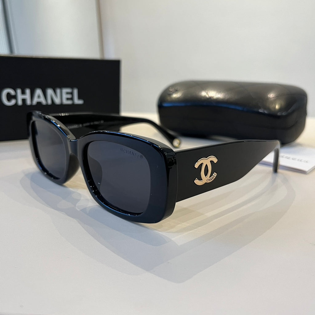 Chanel Oversized Black Lens Sunglasses for Men & Women - 382183 - detail image 3