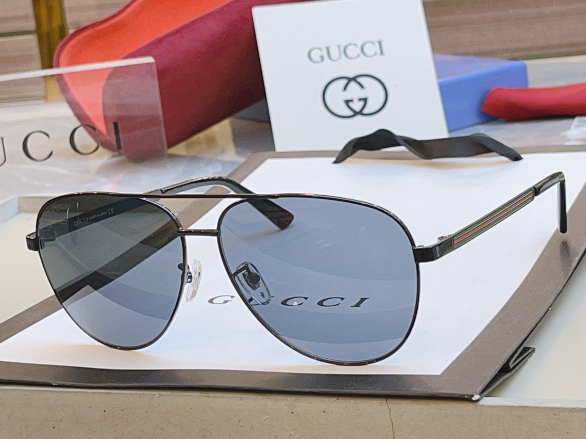Gucci GG1233SA Fashion Gray Lens Sunglasses for Men & Women - detail image 2