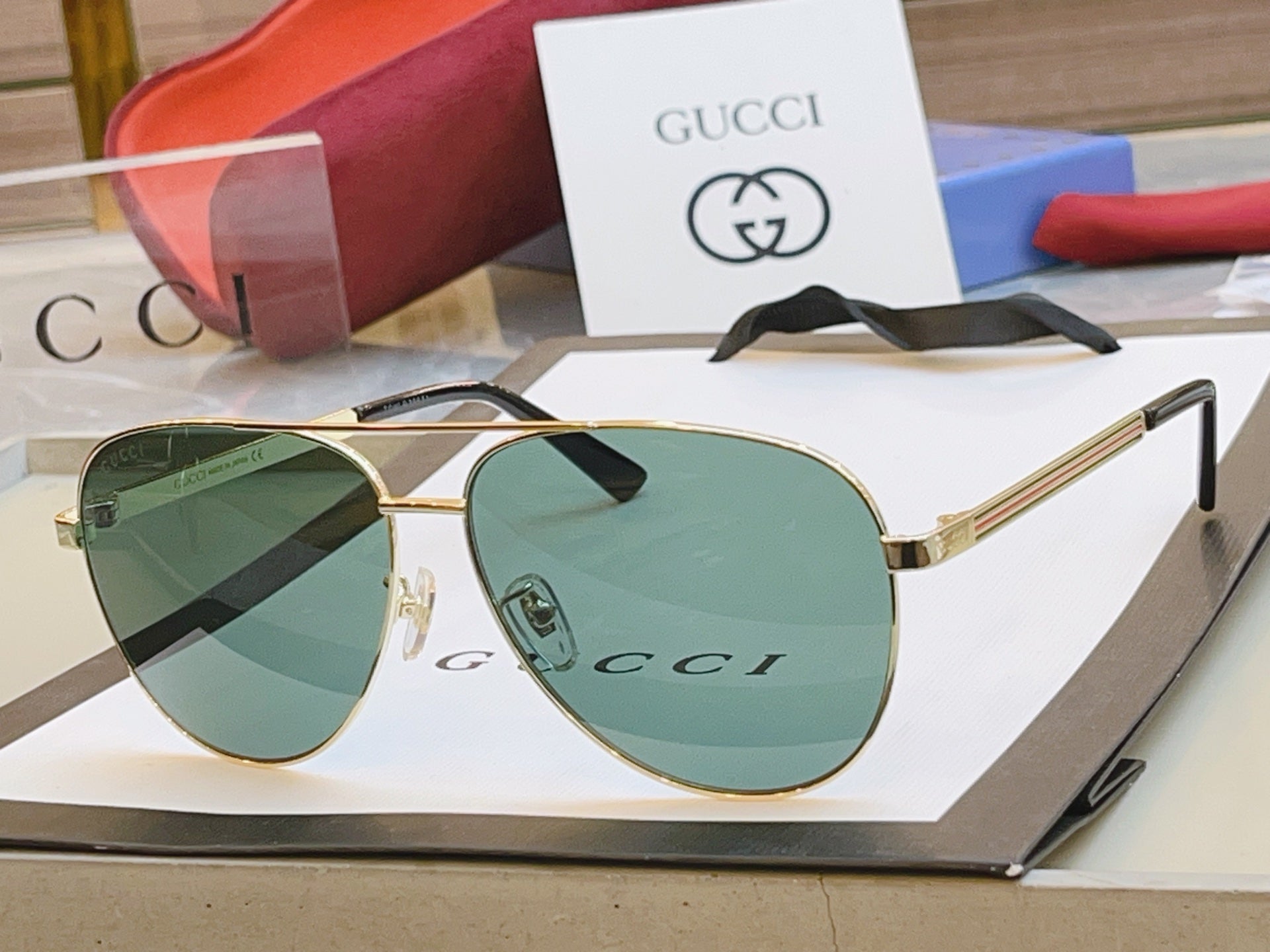 Gucci GG1233SA Fashion Gray Lens Sunglasses for Men & Women - detail image 4