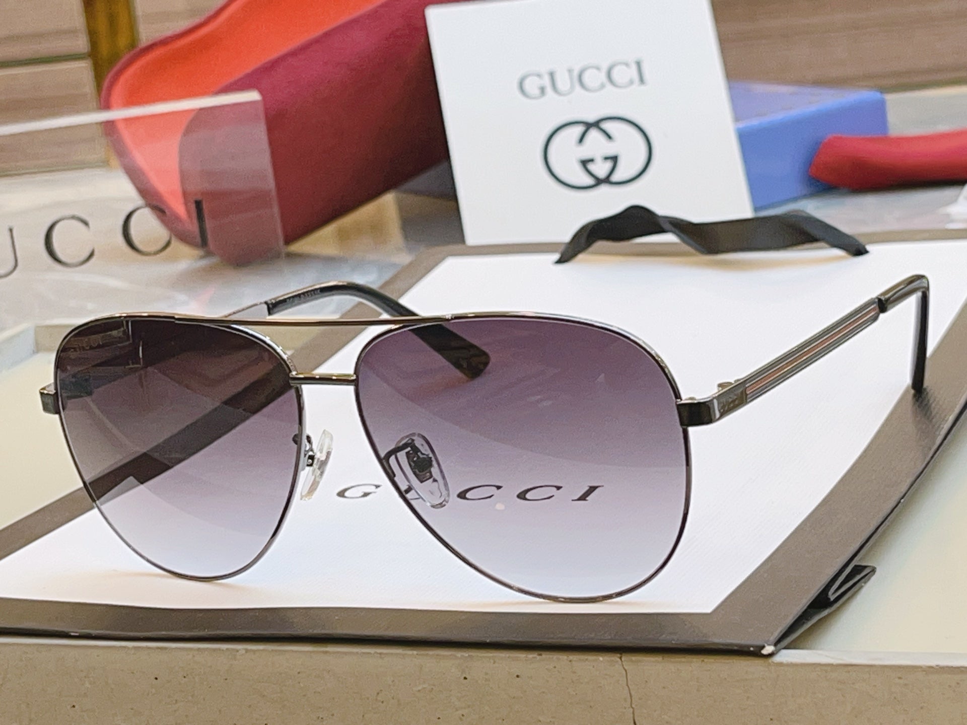Gucci GG1233SA Fashion Gray Lens Sunglasses for Men & Women - detail image 6