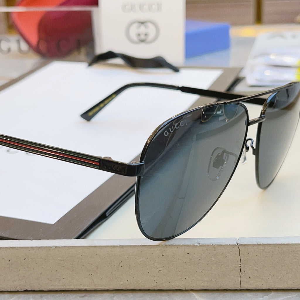 Gucci GG1233SA Fashion Gray Lens Sunglasses for Men & Women - detail image 8