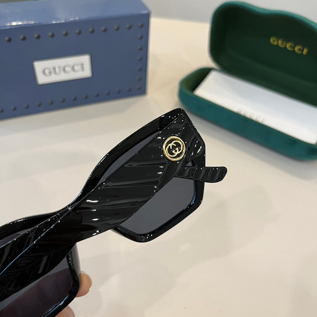 Gucci Slim Black Lens Sunglasses for Men & Women - detail image 6