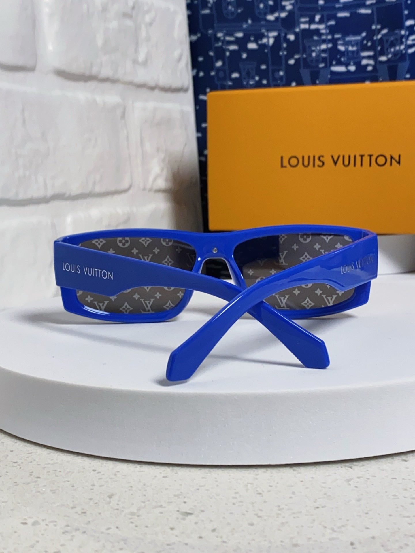 Louis Vuitton Fashion Silver Lens Sunglasses for Men & Women - 464659 - detail image 3
