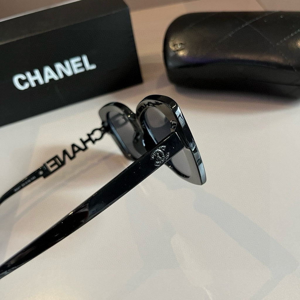 Chanel Fashion Gold Lens Sunglasses for Men & Women - 358033 - detail image 2
