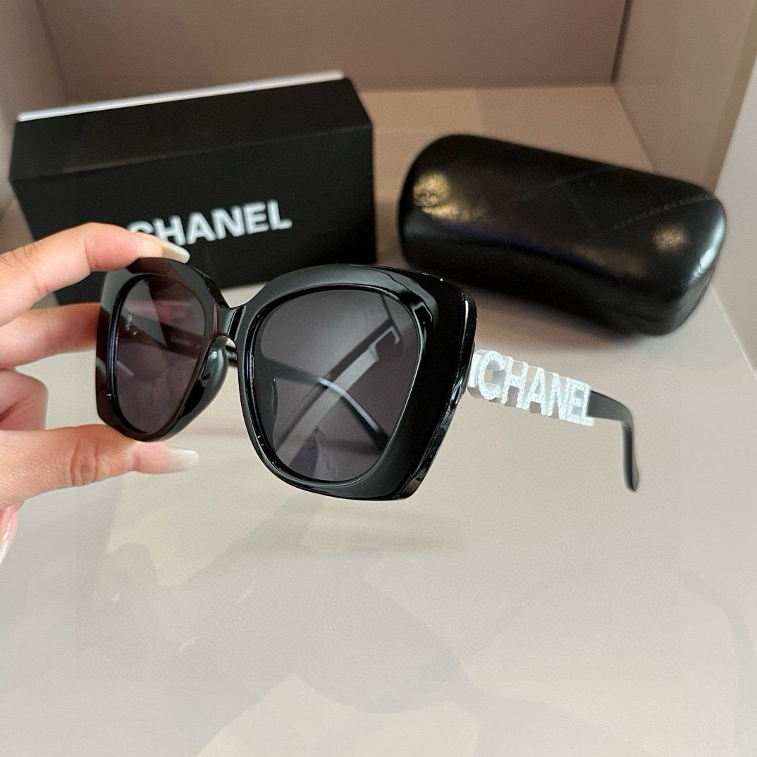 Chanel Fashion Red Lens Sunglasses for Men & Women - 358034 - detail image 3