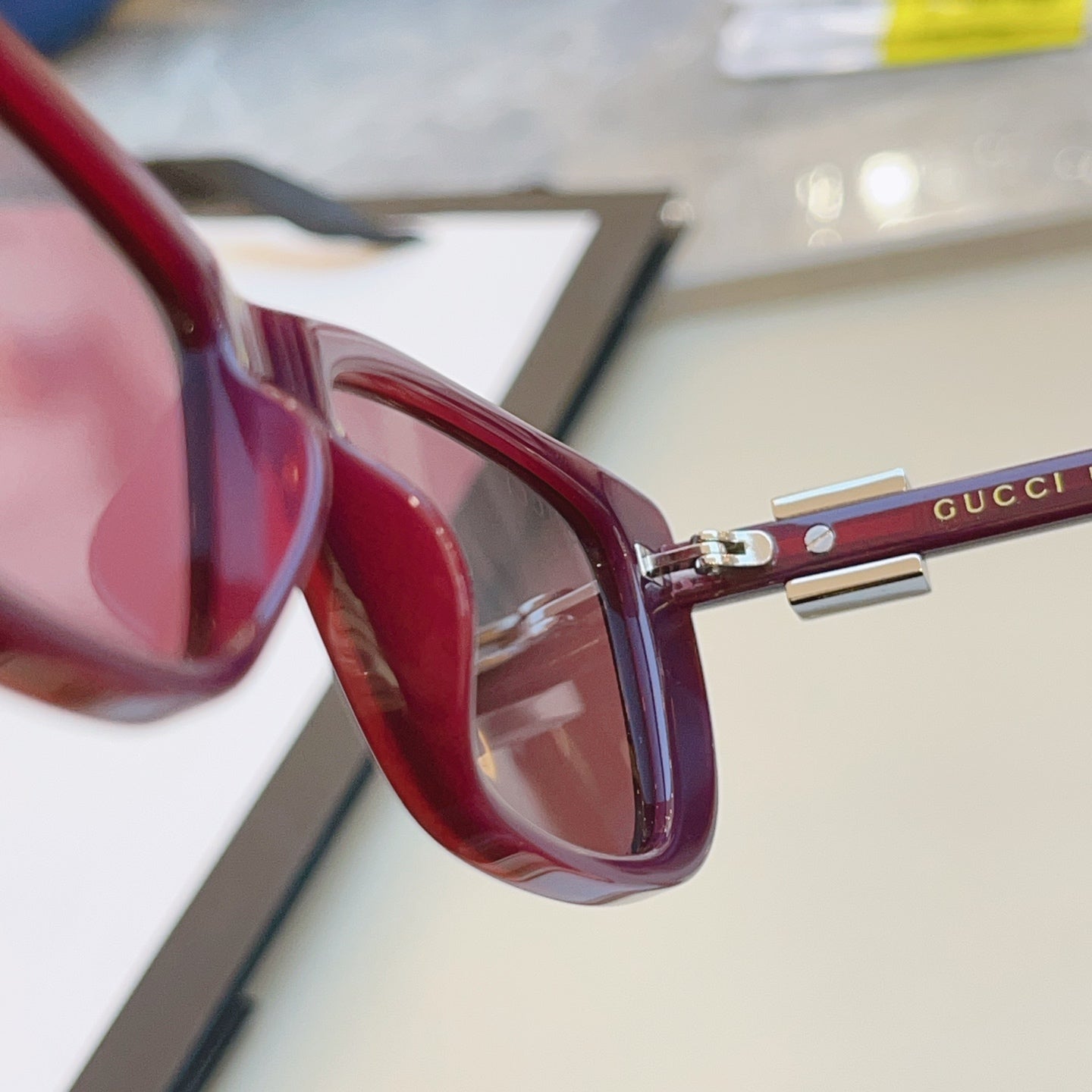 Gucci GG1681SA Fashion Gold Lens Sunglasses for Men & Women - detail image 8