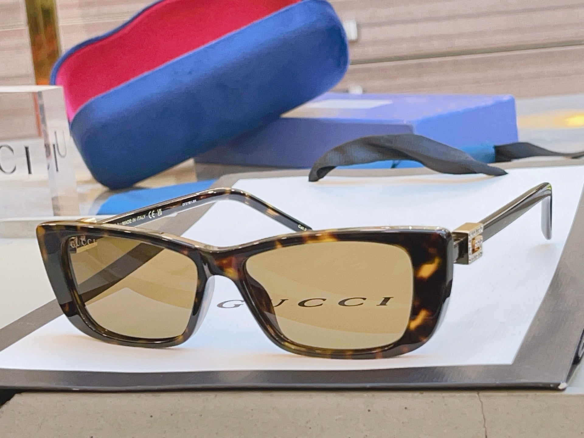 Gucci GG1681SA Fashion Gold Lens Sunglasses for Men & Women