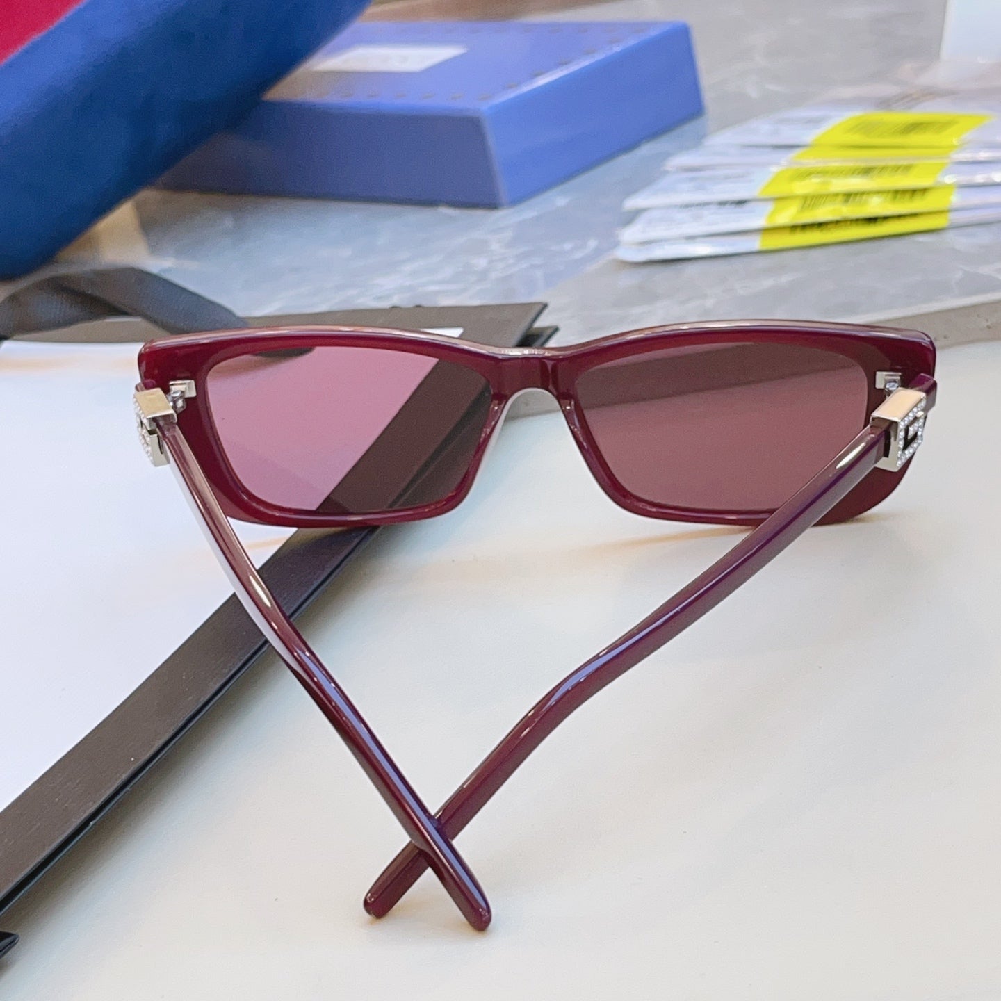 Gucci GG1681SA Fashion Gold Lens Sunglasses for Men & Women - detail image 9