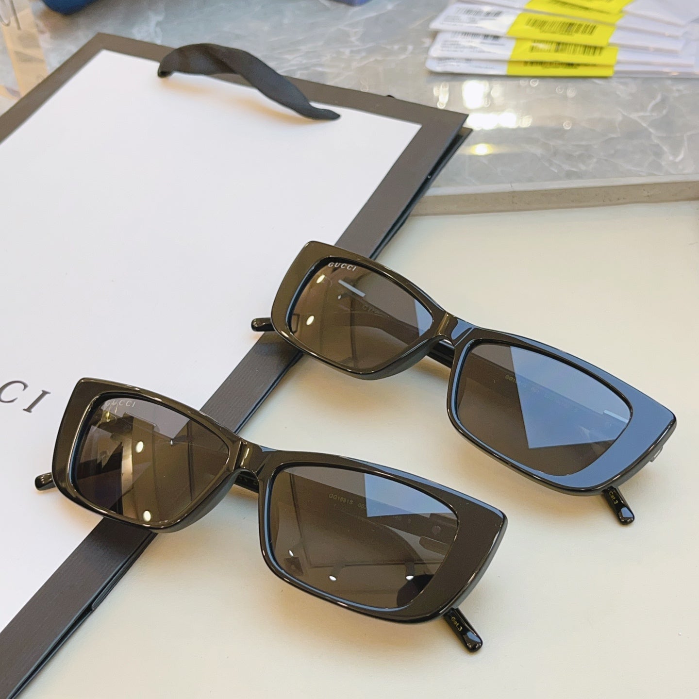 Gucci GG1681SA Fashion Gray Lens Sunglasses for Men & Women - detail image 7