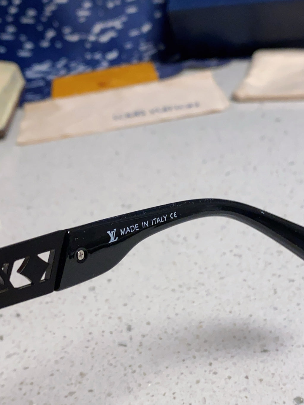 Louis Vuitton Oversized Black Lens Sunglasses for Women - 132164 - detail image 8