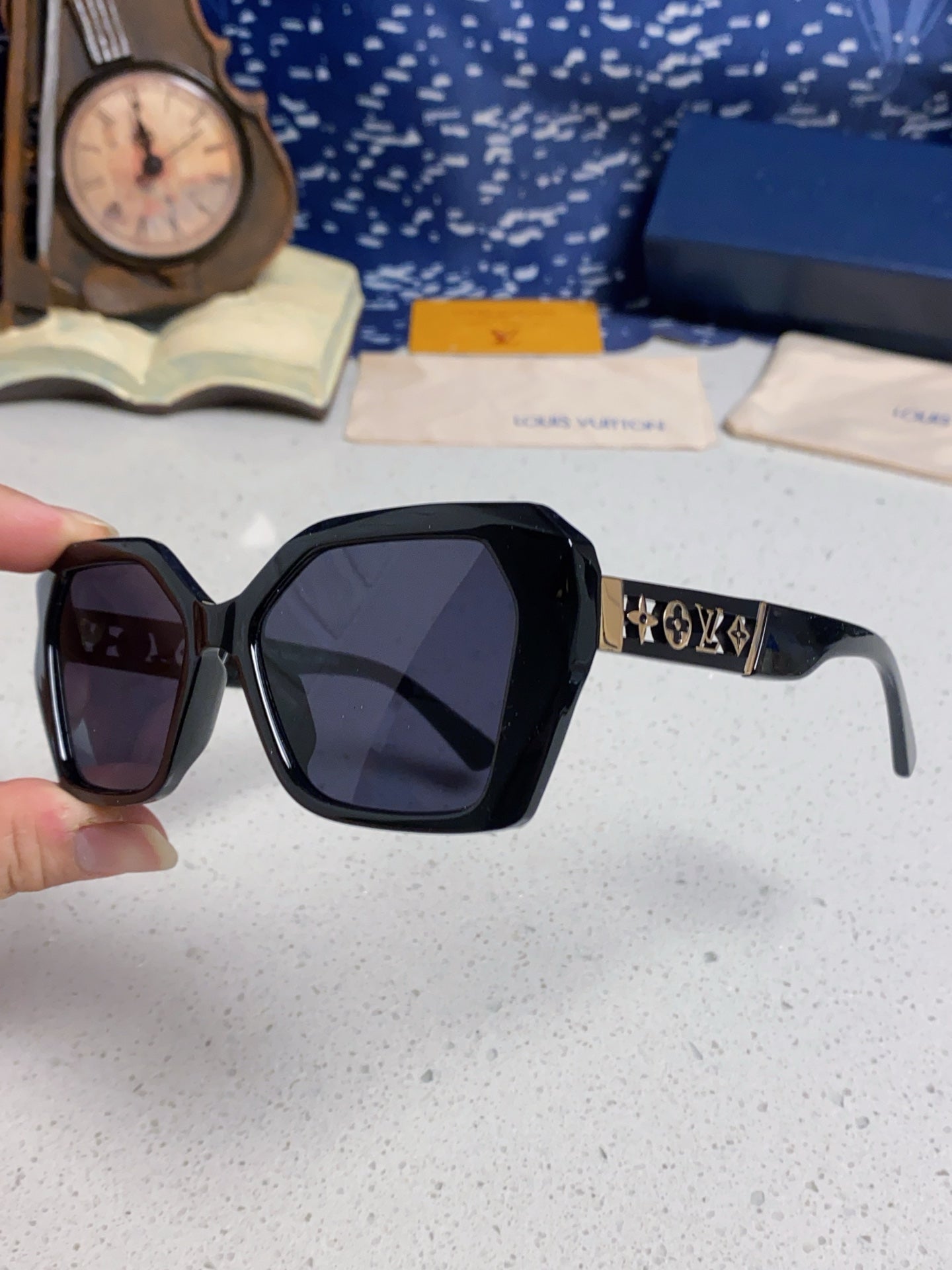 Louis Vuitton Oversized Black Lens Sunglasses for Women - 132164 - detail image 6