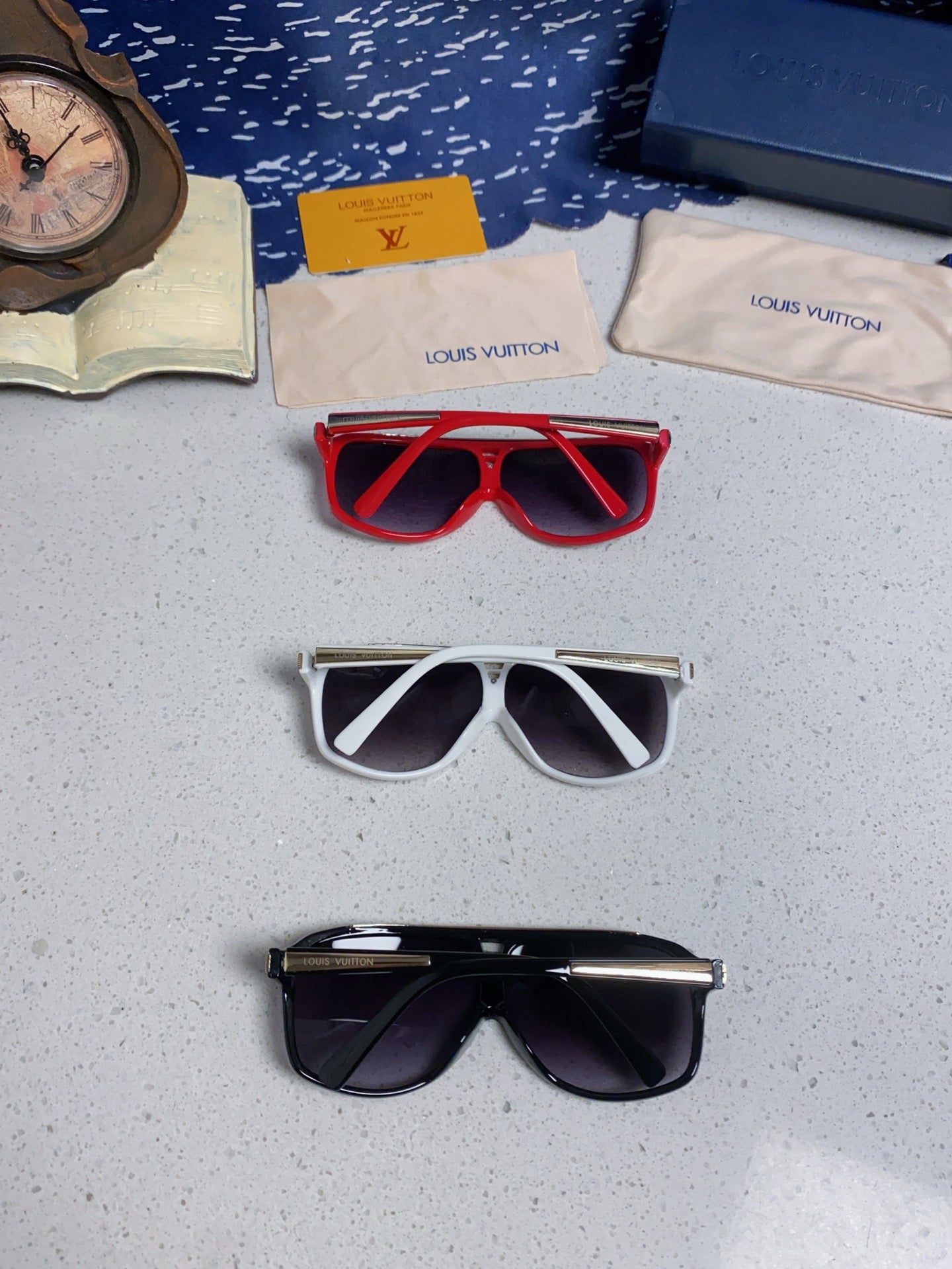 Louis Vuitton Polarized Square Silver Lens Sunglasses for Men & Women - 132161 - detail image 11