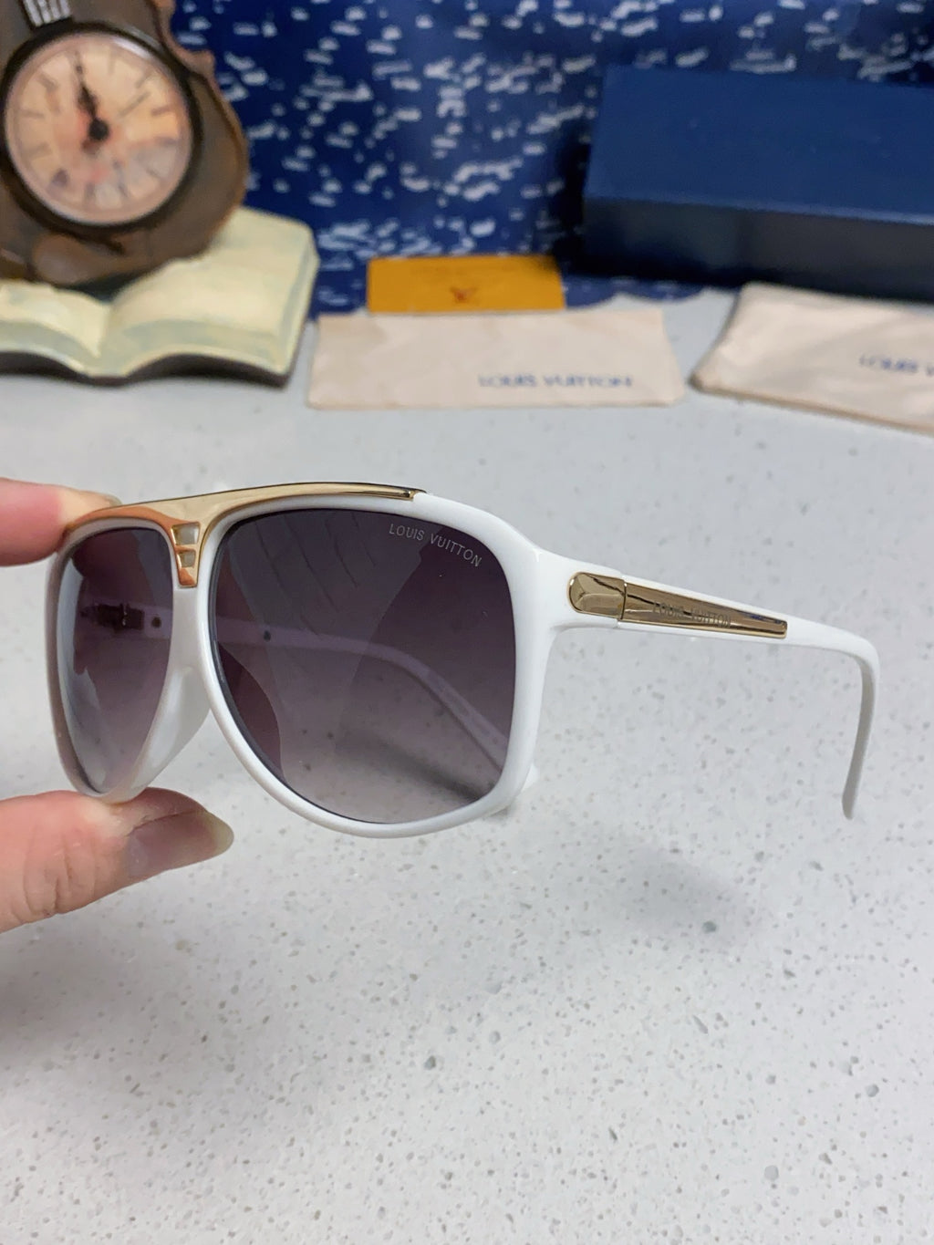 Louis Vuitton Polarized Square Silver Lens Sunglasses for Men & Women - 132160 - detail image 6