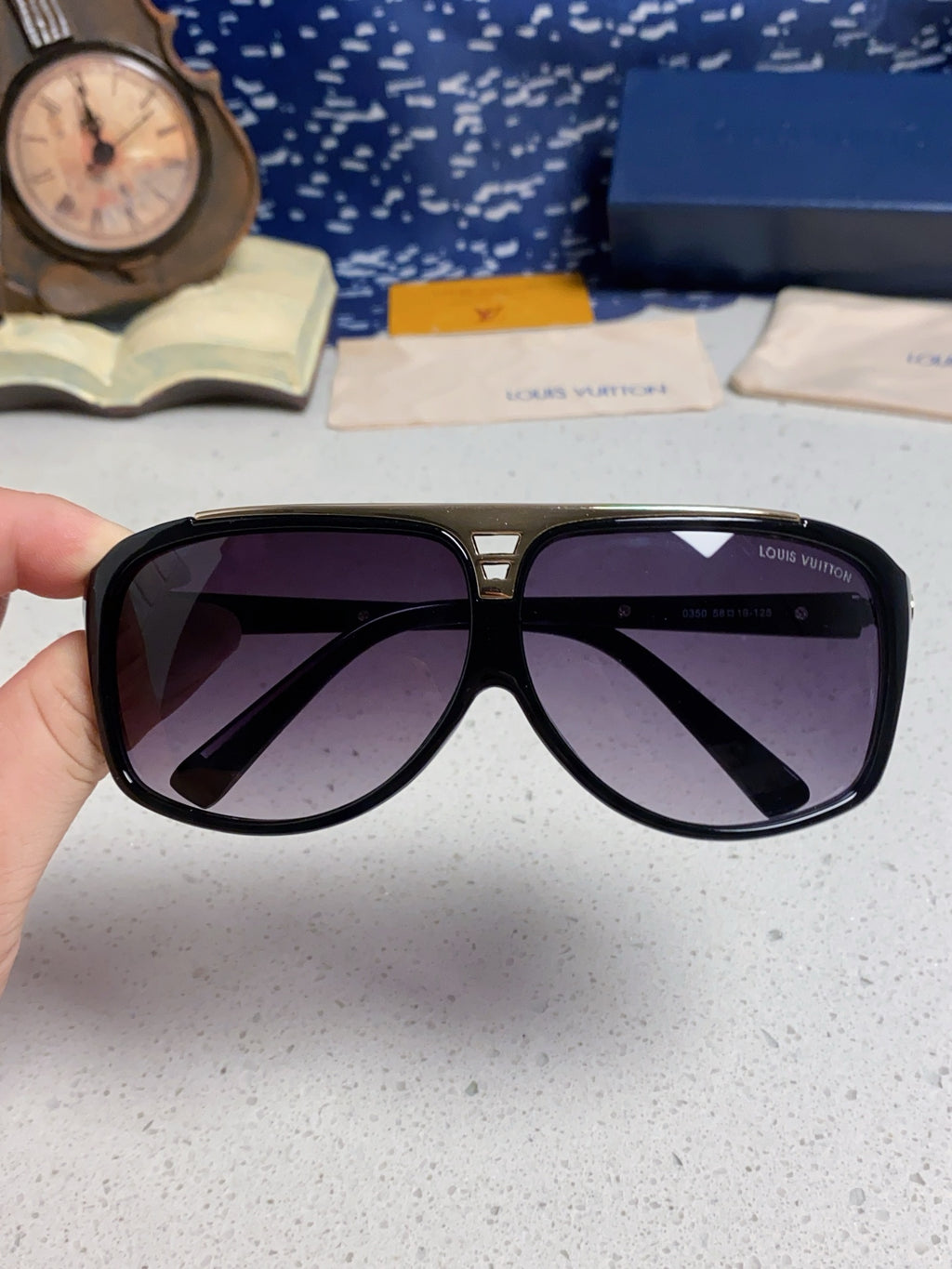 Louis Vuitton Polarized Square Silver Lens Sunglasses for Men & Women - 132161 - detail image 4