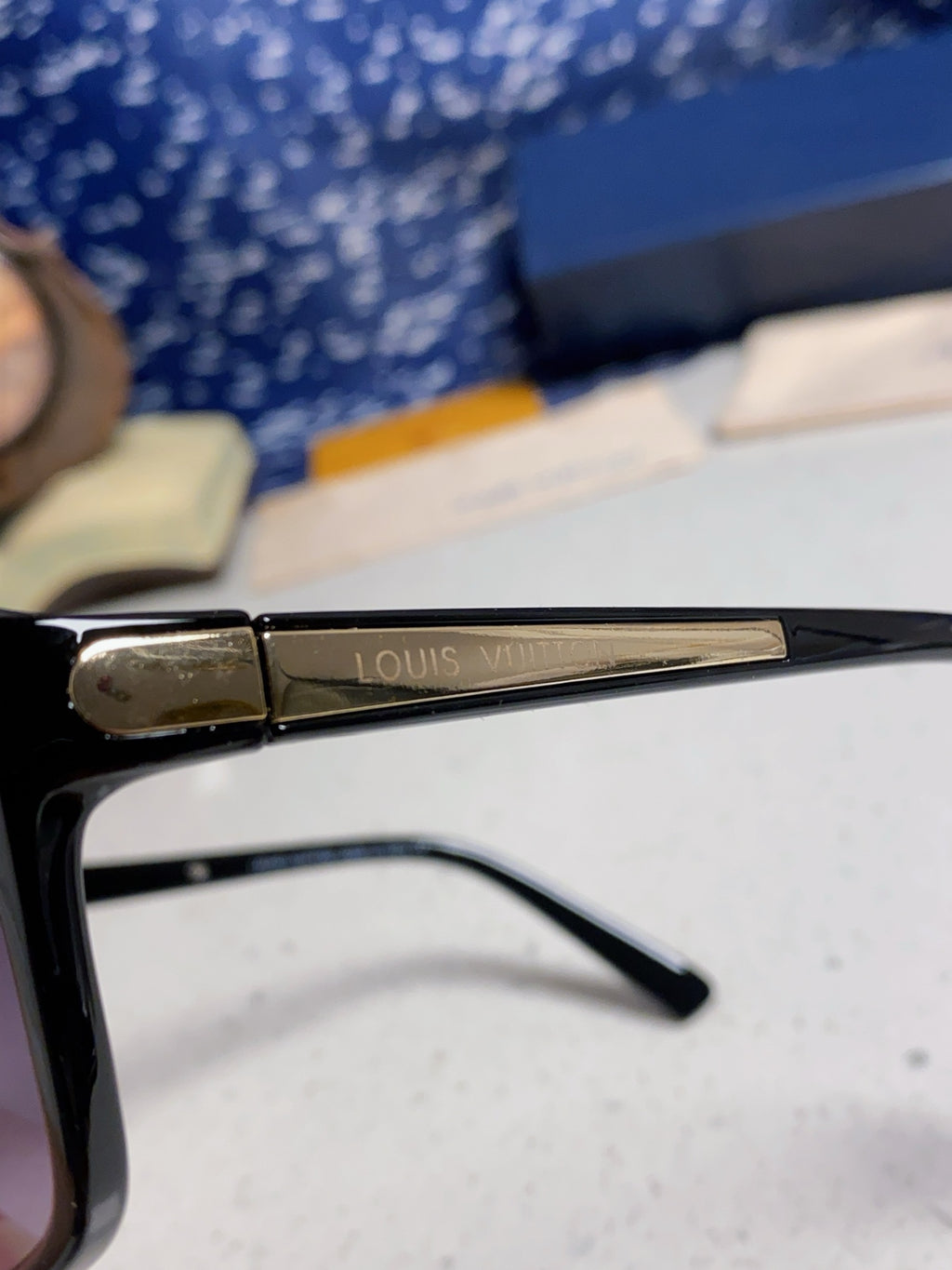 Louis Vuitton Polarized Square Silver Lens Sunglasses for Men & Women - 132161 - detail image 7