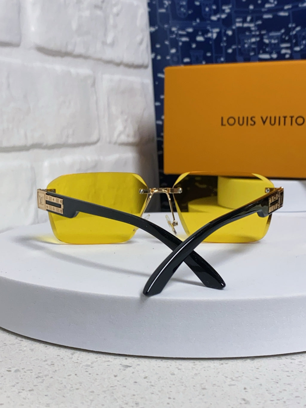 Louis Vuitton Lightweight Rimless Yellow Lens Sunglasses for Men & Women - detail image 3