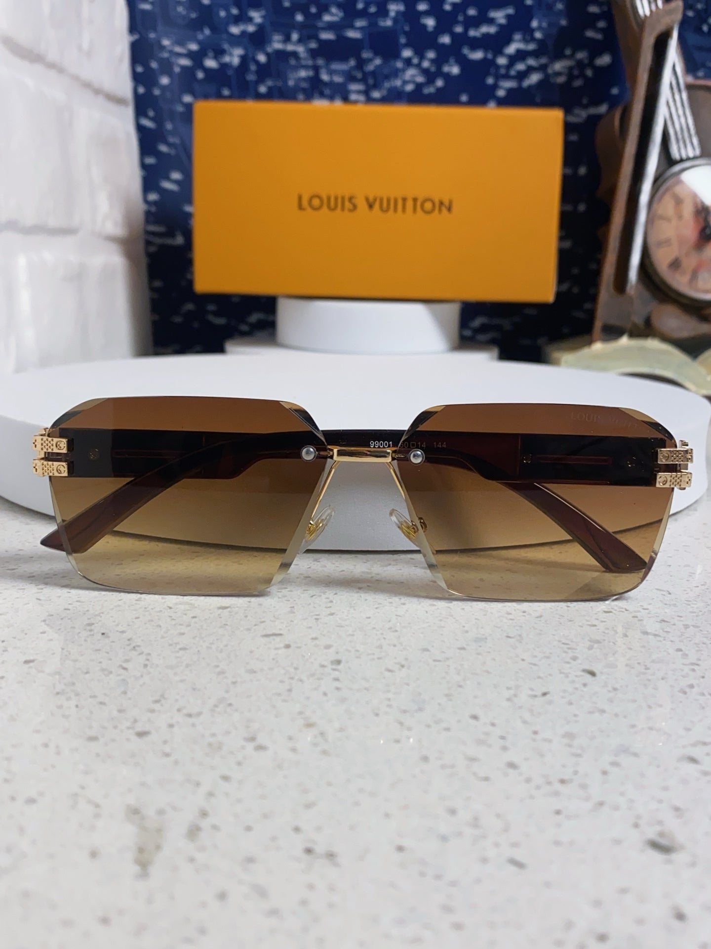 Louis Vuitton Lightweight Rimless Brown Lens Sunglasses for Men & Wom - 132174 - detail image 9