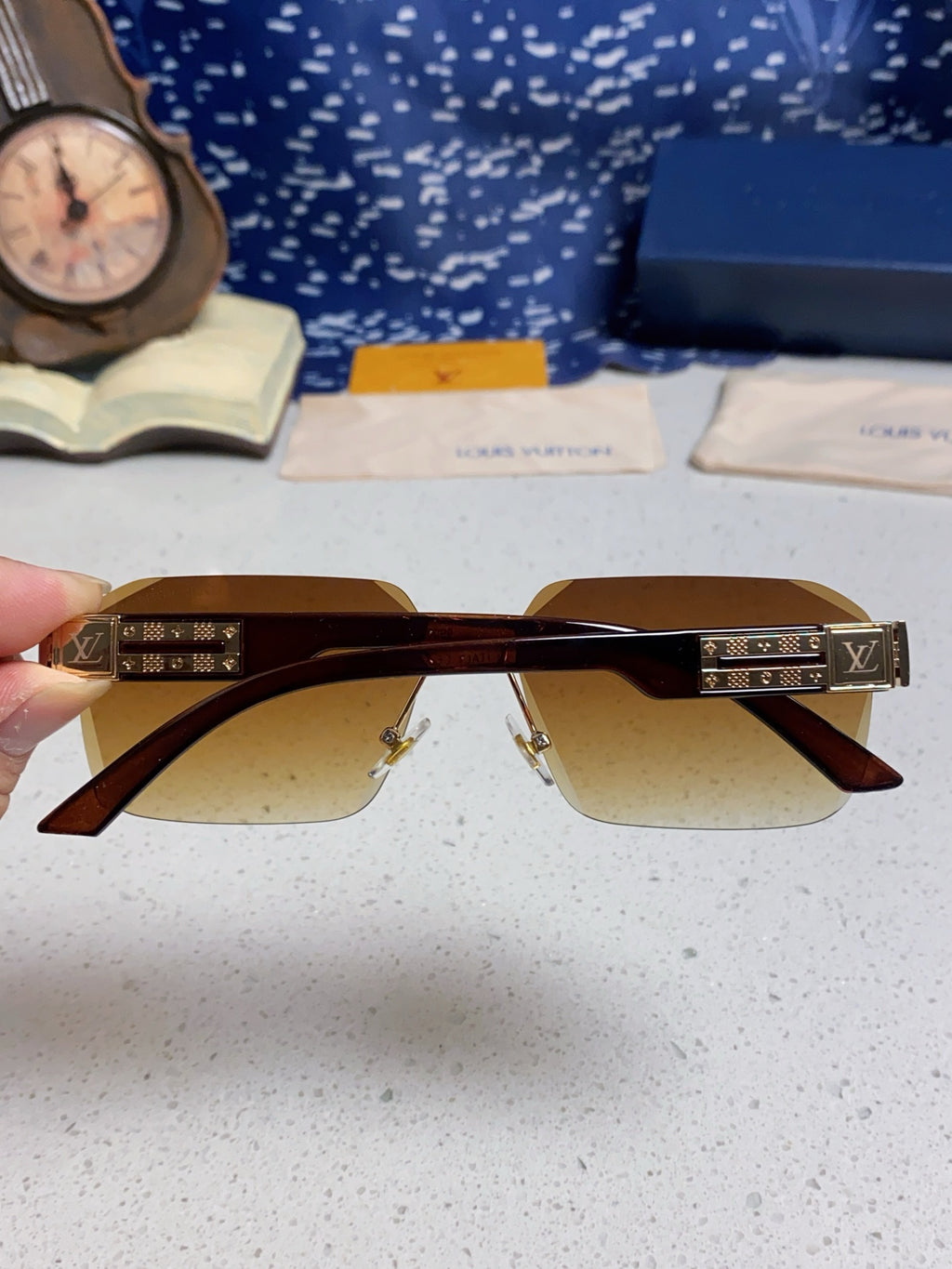 Louis Vuitton Lightweight Rimless Brown Lens Sunglasses for Men & Wom - 132174 - detail image 5
