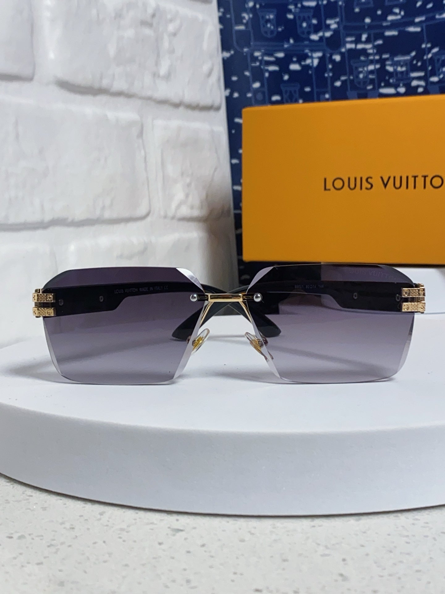 Louis Vuitton Lightweight Rimless Silver Lens Sunglasses for Men & Women - detail image 2